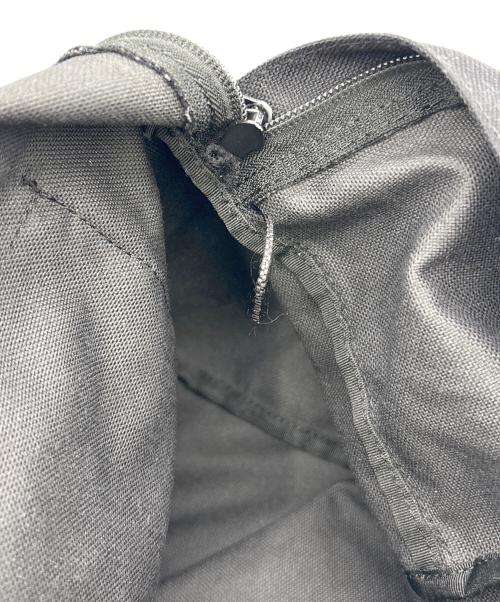 COMME des GARCONS（コムデギャルソン）COMME des GARCONS (コムデギャルソン) ホースレザーショルダーバックパック ブラックの古着・服飾アイテム