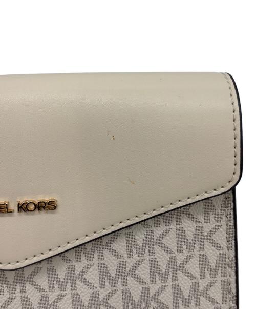 MICHAEL KORS（マイケルコース）MICHAEL KORS (マイケルコース) ショルダーバッグ ベージュの古着・服飾アイテム