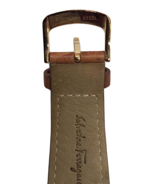 Salvatore Ferragamo（サルヴァトーレ フェラガモ）Salvatore Ferragamo (サルヴァトーレ フェラガモ) クロノグラフ ホワイトの古着・服飾アイテム