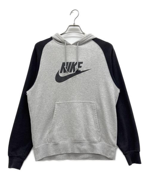 NIKE（ナイキ）NIKE (ナイキ) プルオーバーパーカー グレー×ブラック サイズ:Lの古着・服飾アイテム