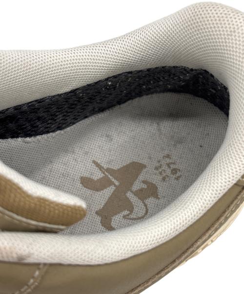NIKE（ナイキ）NIKE (ナイキ) AIR FORCE1 ベージュ×ホワイト サイズ:27の古着・服飾アイテム