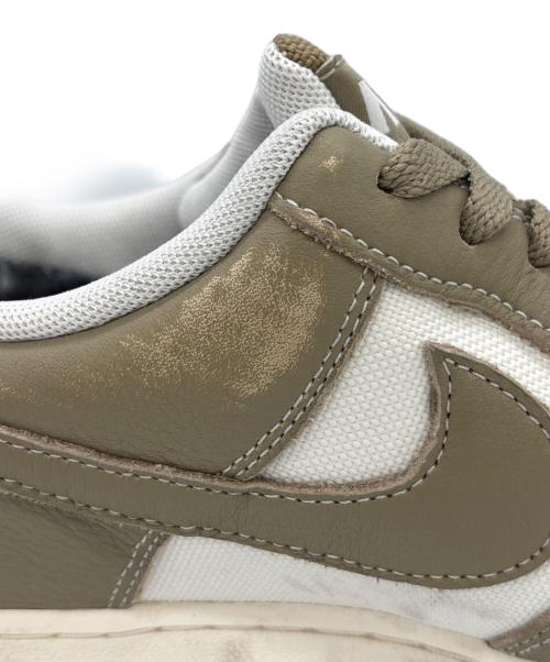 NIKE（ナイキ）NIKE (ナイキ) AIR FORCE1 ベージュ×ホワイト サイズ:27の古着・服飾アイテム