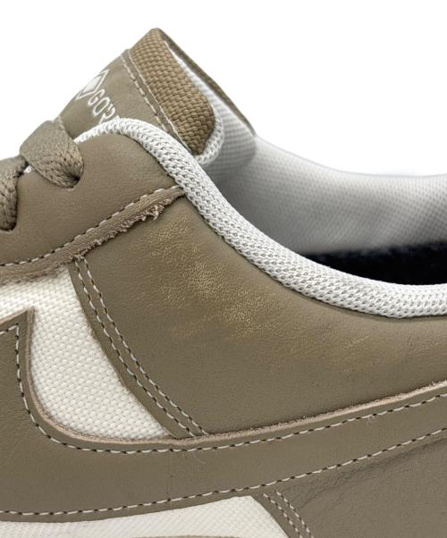 NIKE（ナイキ）NIKE (ナイキ) AIR FORCE1 ベージュ×ホワイト サイズ:27の古着・服飾アイテム