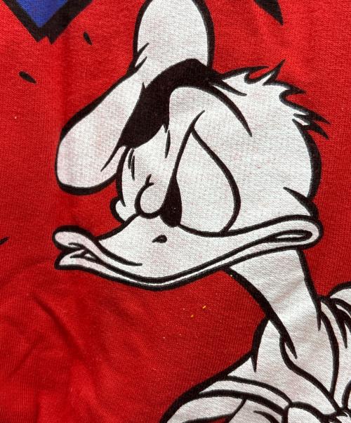 jc de castelbajac（ジャン・シャルル・ドゥ・カステルバジャック）jc de castelbajac (ジャン・シャルル・ドゥ・カステルバジャック) DISNEY (ディズニー) スウェット レッド サイズ:XLの古着・服飾アイテム