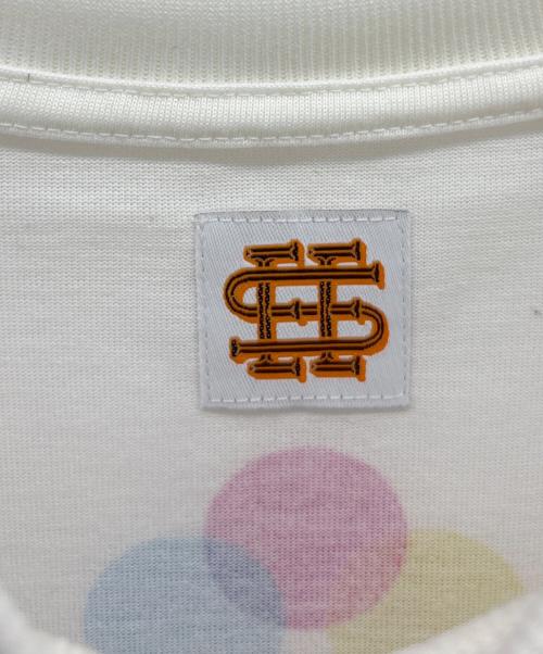 SEESEE（シーシー）SEESEE (シーシー) URBS (ユーアールビーエス) SUPER BIG COLOR LOGO TEE ホワイト サイズ:Lの古着・服飾アイテム