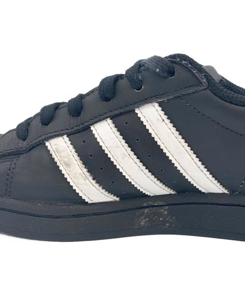 adidas（アディダス）adidas (アディダス) SUPER STAR ブラック×ホワイト サイズ:23の古着・服飾アイテム