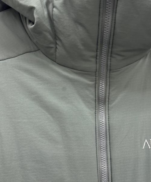 ARC'TERYX（アークテリクス）ARC'TERYX (アークテリクス) 中綿ジャケット グレー サイズ:Sの古着・服飾アイテム