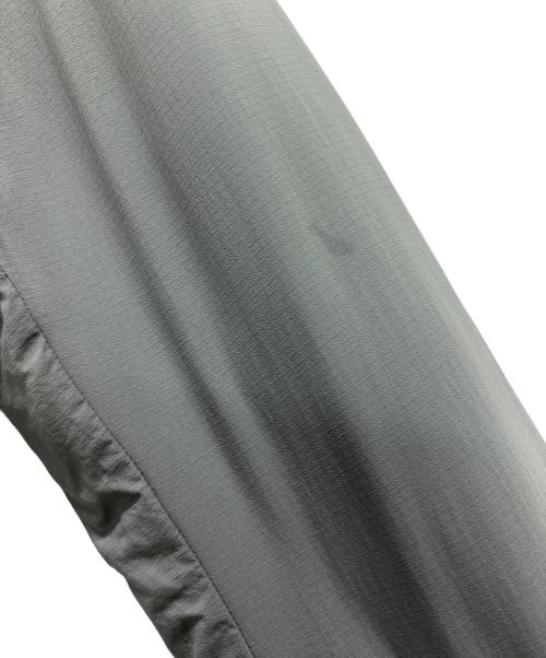 ARC'TERYX（アークテリクス）ARC'TERYX (アークテリクス) 中綿ジャケット グレー サイズ:Sの古着・服飾アイテム