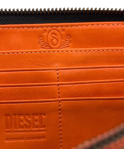 DIESEL（ディーゼル）DIESEL (ディーゼル) ラウンドファスナー財布 ブラックの古着・服飾アイテム