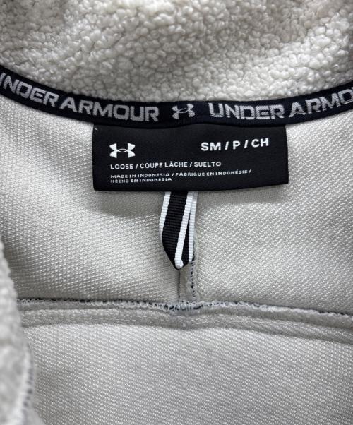 UNDER ARMOUR（アンダーアーマー）UNDER ARMOUR (アンダーアーマー) フリースジャケット ホワイト×ブラック サイズ:SMの古着・服飾アイテム