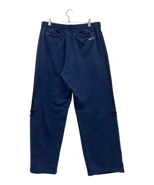 adidas（アディダス）adidas (アディダス) THUG CLUB (サグ クラブ) トラックパンツ ブルー×ブラック サイズ:J 2XLの古着・服飾アイテム