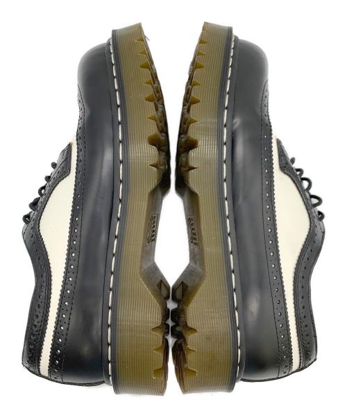 Dr.Martens（ドクターマーチン）Dr.Martens (ドクターマーチン) ウィングチップシューズ ブラック×ホワイト サイズ:UK8の古着・服飾アイテム