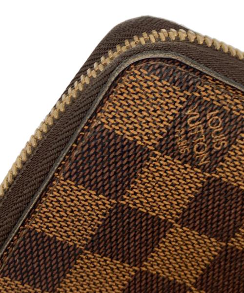 LOUIS VUITTON（ルイ ヴィトン）LOUIS VUITTON (ルイ ヴィトン) ラウンドファスナー財布の古着・服飾アイテム