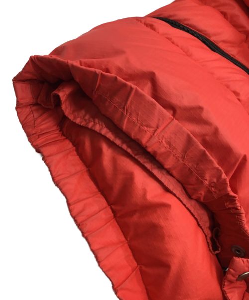 MountainEquipment（マウンテンイクィップメント）MountainEquipment (マウンテンイクイップメント) ダウンジャケット レッド サイズ:Mの古着・服飾アイテム