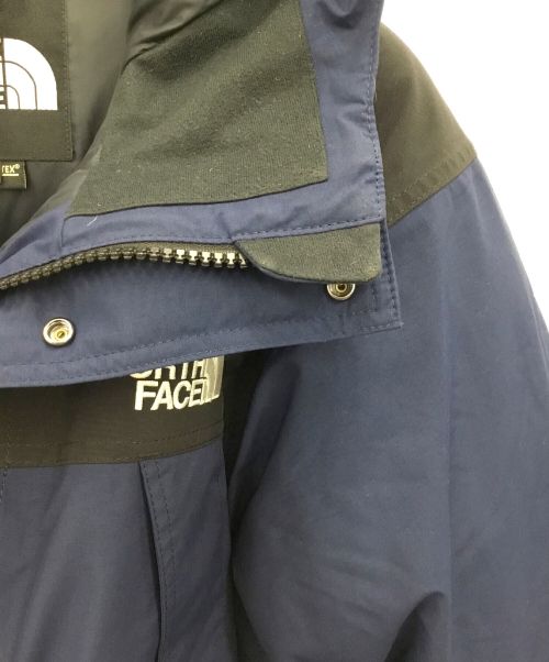 THE NORTH FACE（ザ ノース フェイス）THE NORTH FACE (ザ ノース フェイス) ダウンジャケット ネイビー×ブラック サイズ:Sの古着・服飾アイテム