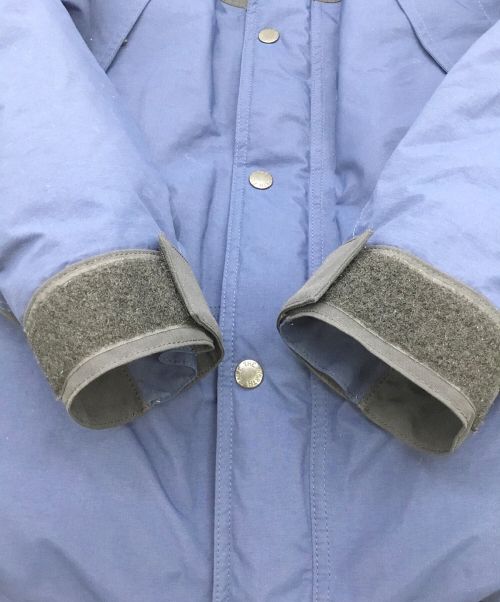 THE NORTH FACE（ザ ノース フェイス）THE NORTH FACE (ザ ノース フェイス) ダウンジャケット ネイビー×ブラック サイズ:Sの古着・服飾アイテム