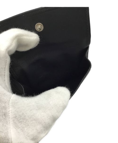 GUCCI（グッチ）GUCCI (グッチ) 2つ折り財布 ホワイト×ブラックの古着・服飾アイテム