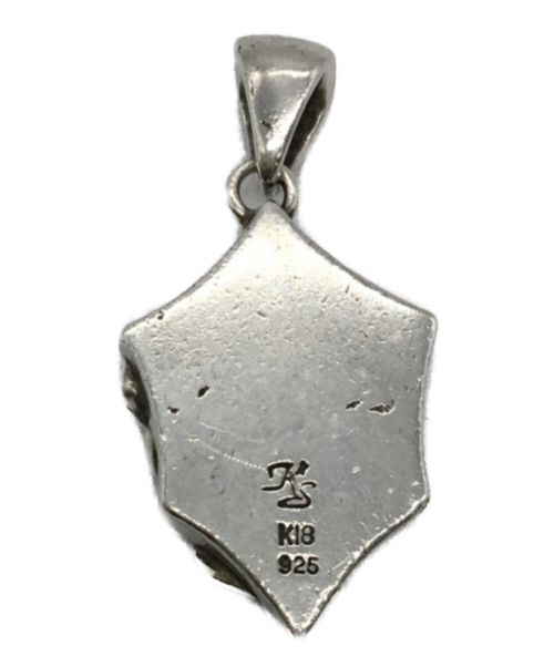 -（-）- (-) シールドモチーフの古着・服飾アイテム