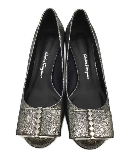 Salvatore Ferragamo（サルヴァトーレ フェラガモ）Salvatore Ferragamo (サルヴァトーレ フェラガモ) CAPUA 55 シルバー サイズ:5Dの古着・服飾アイテム