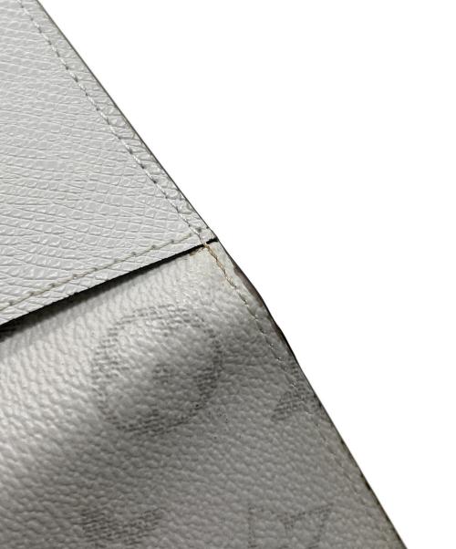 LOUIS VUITTON（ルイ ヴィトン）LOUIS VUITTON (ルイ ヴィトン) カードケース ホワイトの古着・服飾アイテム