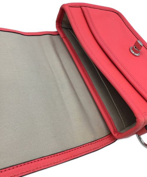 COACH（コーチ）COACH (コーチ) パンチングショルダーバッグ ショッキングピンクの古着・服飾アイテム