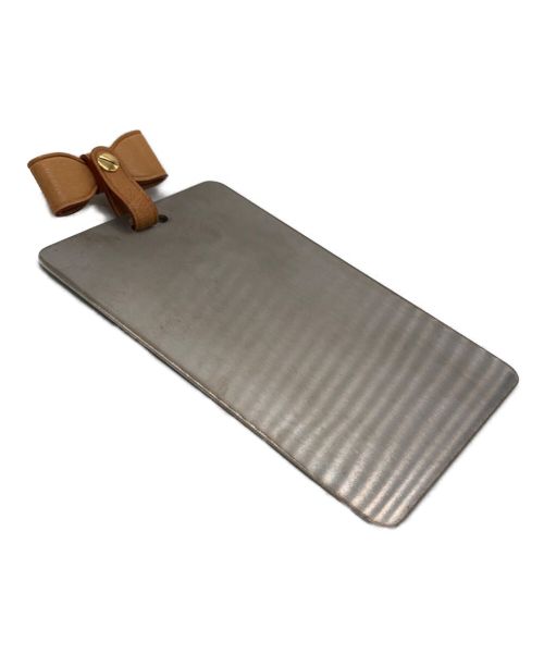 LOUIS VUITTON（ルイ ヴィトン）LOUIS VUITTON (ルイ ヴィトン) エテュイ・ミロワール ホワイトの古着・服飾アイテム