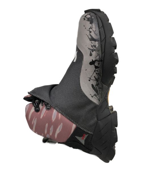 A-COLD-WALL（ア・コールド・ウォール）A-COLD-WALL (ア・コールド・ウォール) ROA Andreas ブーツ レッド×グレー サイズ:40の古着・服飾アイテム