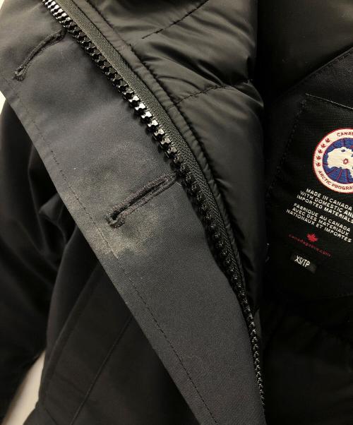 CANADA GOOSE（カナダグース）CANADA GOOSE (カナダグース) ダウンジャケット Bronte Parka（ブロンテ パーカー） ネイビー サイズ:XSの古着・服飾アイテム