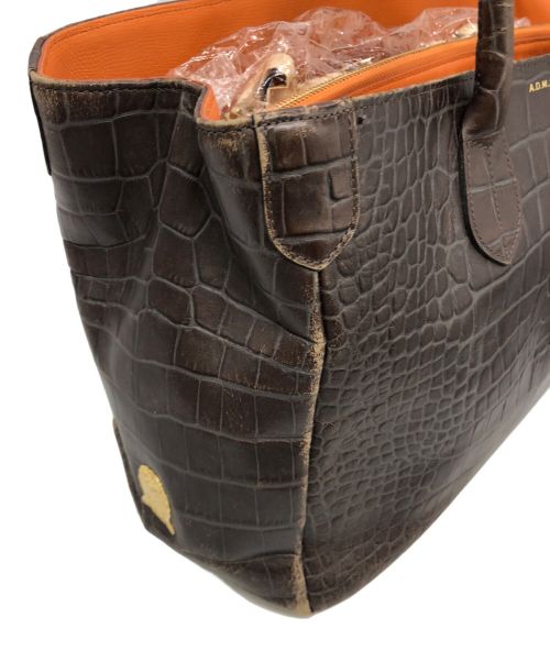 A.D.M.J.（エーディーエムジェイ）A.D.M.J. (エーディーエムジェイ) クロコ型押し トートバッグ ブラウンの古着・服飾アイテム