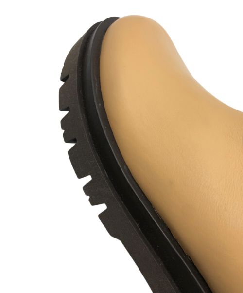 Carmens（カルメンズ）Carmens (カルメンズ) TOMORROW LAND (トゥモローランド) サイドゴアラバーブーツ ベージュ サイズ:38の古着・服飾アイテム