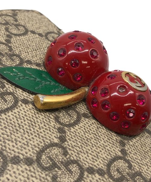 GUCCI（グッチ）GUCCI (グッチ) 2つ折り財布の古着・服飾アイテム