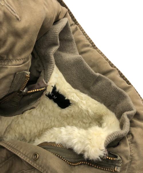 AKM（エーケーエム）AKM (エーケーエム) ミリタリージャケット カーキ サイズ:Mの古着・服飾アイテム