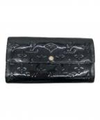 LOUIS VUITTONルイ ヴィトン）の古着「ヴェルニ ポルトフォイユ・サラ」｜ブラック