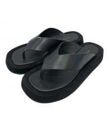 THE ROW（ザ ロウ）の古着「Ginza スエード サンダル」｜ブラック