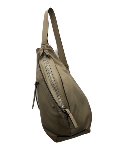 LOEWE（ロエベ）LOEWE (ロエベ) バッグ ベージュの古着・服飾アイテム