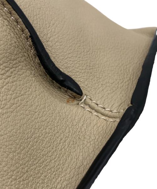 LOEWE（ロエベ）LOEWE (ロエベ) バッグ ベージュの古着・服飾アイテム