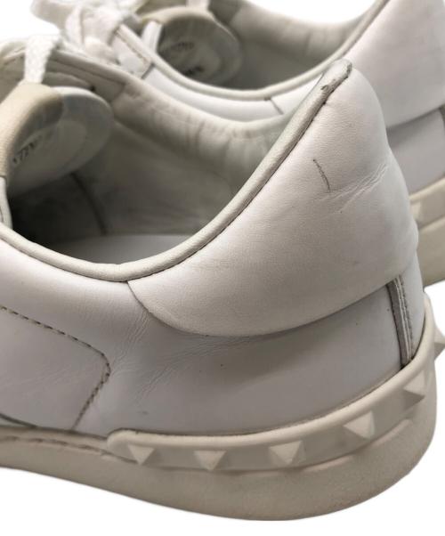 VALENTINO GARAVANI（ヴァレンティノ・ガラヴァーニ）VALENTINO GARAVANI (ヴァレンティノ・ガラヴァーニ) スニーカー ホワイト サイズ:39 1/2の古着・服飾アイテム