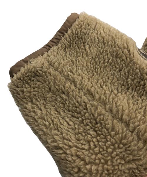 H.A.K（ハク）H.A.K (ハク) ROYAL NAVY (ロイヤルネイビー) ボア＆ナイロンスターキルティングリバーシブルブルゾン ベージュ サイズ:1の古着・服飾アイテム