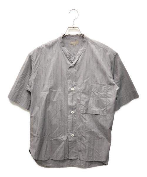 MARGARET HOWELL（マーガレットハウエル）MARGARET HOWELL (マーガレットハウエル) 半袖シャツ グレー サイズ:Mの古着・服飾アイテム