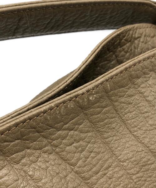 BURBERRY BLUE LABEL（バーバリーロンドンブルーレーベル）BURBERRY BLUE LABEL (バーバリーロンドンブルーレーベル) ショルダーバッグ オリーブの古着・服飾アイテム