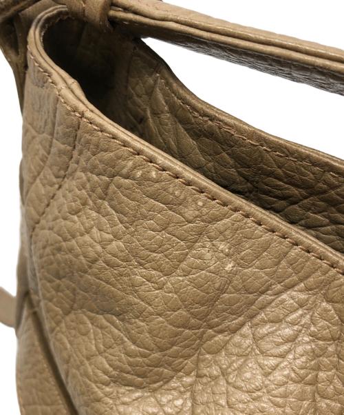 BURBERRY BLUE LABEL（バーバリーロンドンブルーレーベル）BURBERRY BLUE LABEL (バーバリーロンドンブルーレーベル) ショルダーバッグ オリーブの古着・服飾アイテム