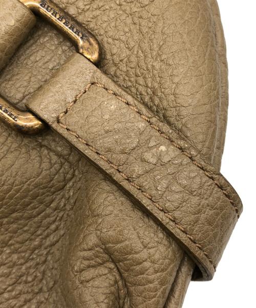 BURBERRY BLUE LABEL（バーバリーロンドンブルーレーベル）BURBERRY BLUE LABEL (バーバリーロンドンブルーレーベル) ショルダーバッグ オリーブの古着・服飾アイテム