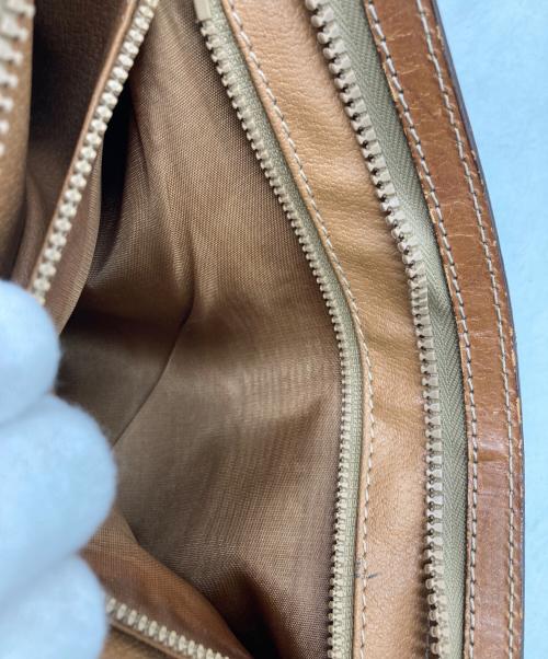 CELINE（セリーヌ）CELINE (セリーヌ) クラッチバッグ ベージュの古着・服飾アイテム
