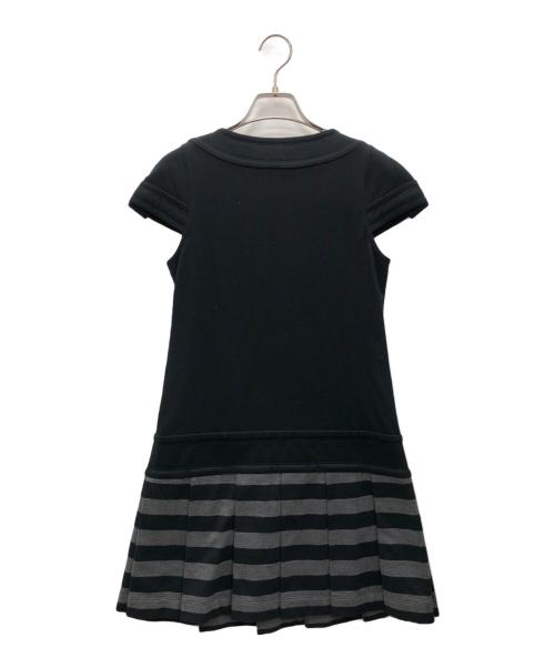 BURBERRY BLUE LABEL（バーバリーロンドンブルーレーベル）BURBERRY BLUE LABEL (バーバリーロンドンブルーレーベル) ワンピース ブラック サイズ:36 未使用品の古着・服飾アイテム