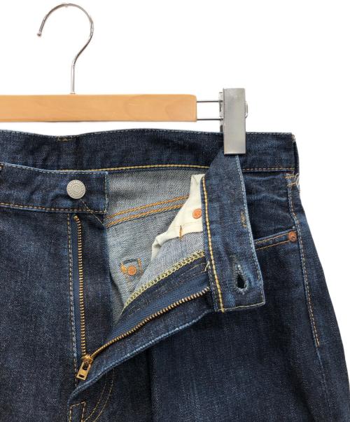 MOMOTARO JEANS（桃太郎ジーンズ）MOMOTARO JEANS (桃太郎ジーンズ) 出陣ミドルストレート ジッパーフライ ネイビー サイズ:W33の古着・服飾アイテム