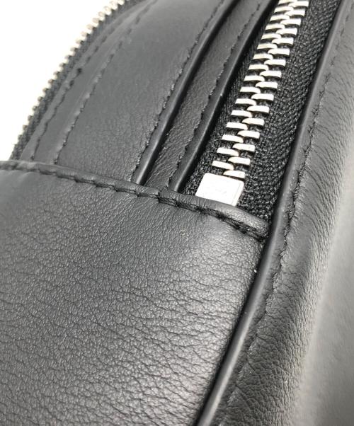 LOEWE（ロエベ）LOEWE (ロエベ) クロスボディ カメラバッグ ミニ ブラックの古着・服飾アイテム