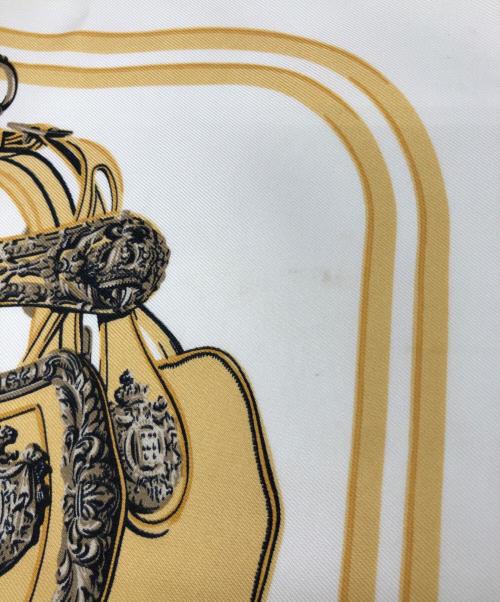 HERMES（エルメス）HERMES (エルメス) カレ40 ブリッド・ドゥ・ガラ アイボリーの古着・服飾アイテム