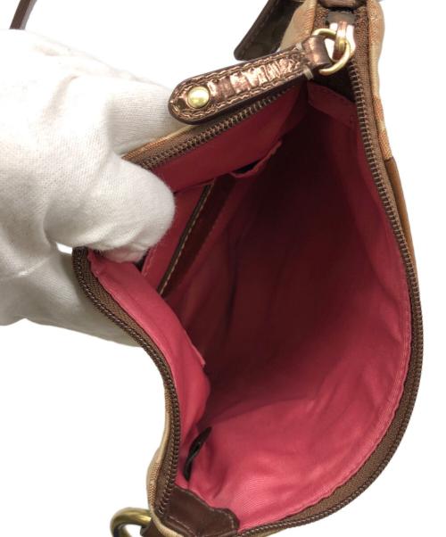 COACH（コーチ）COACH (コーチ) ショルダーバッグ ベージュの古着・服飾アイテム