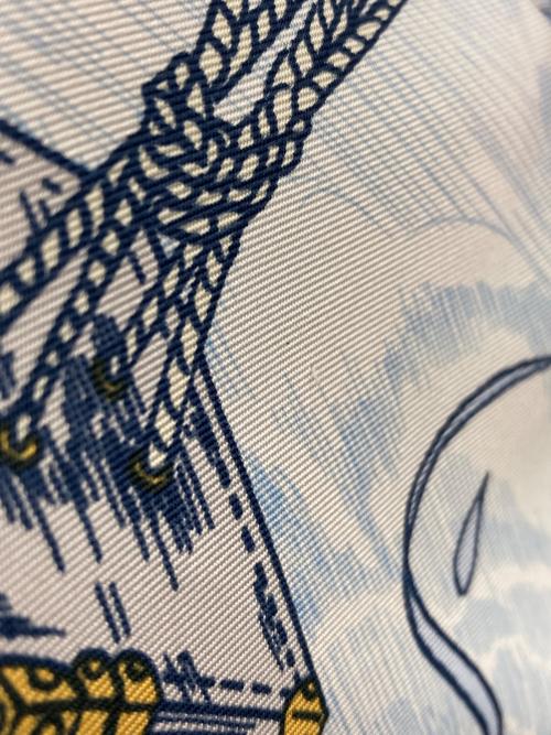 LOUIS VUITTON（ルイ ヴィトン）LOUIS VUITTON (ルイ ヴィトン) カレ90・アップ アンド アウェイの古着・服飾アイテム