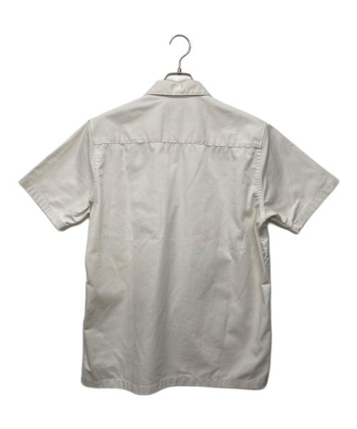 CarHartt（カーハート）CarHartt (カーハート) マスターシャツ アイボリー サイズ:Mの古着・服飾アイテム